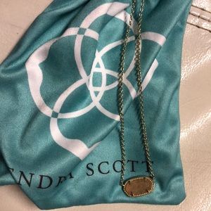 Kendra Scott necklace